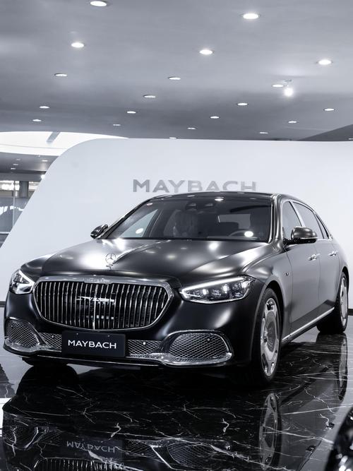 佛山273岚图汽车的售后服务让用户无忧出行，迈巴赫未来的豪华车趋势